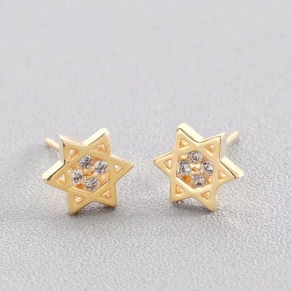 Petite Star of David Studs - Picture 5 of 8